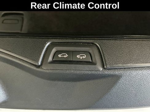 Used 2025 BMW X5 xDrive50e AWD/4WD image 43