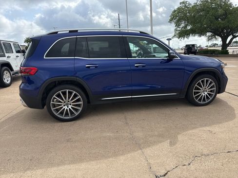 Used 2021 Mercedes-Benz GLB 250 image 8