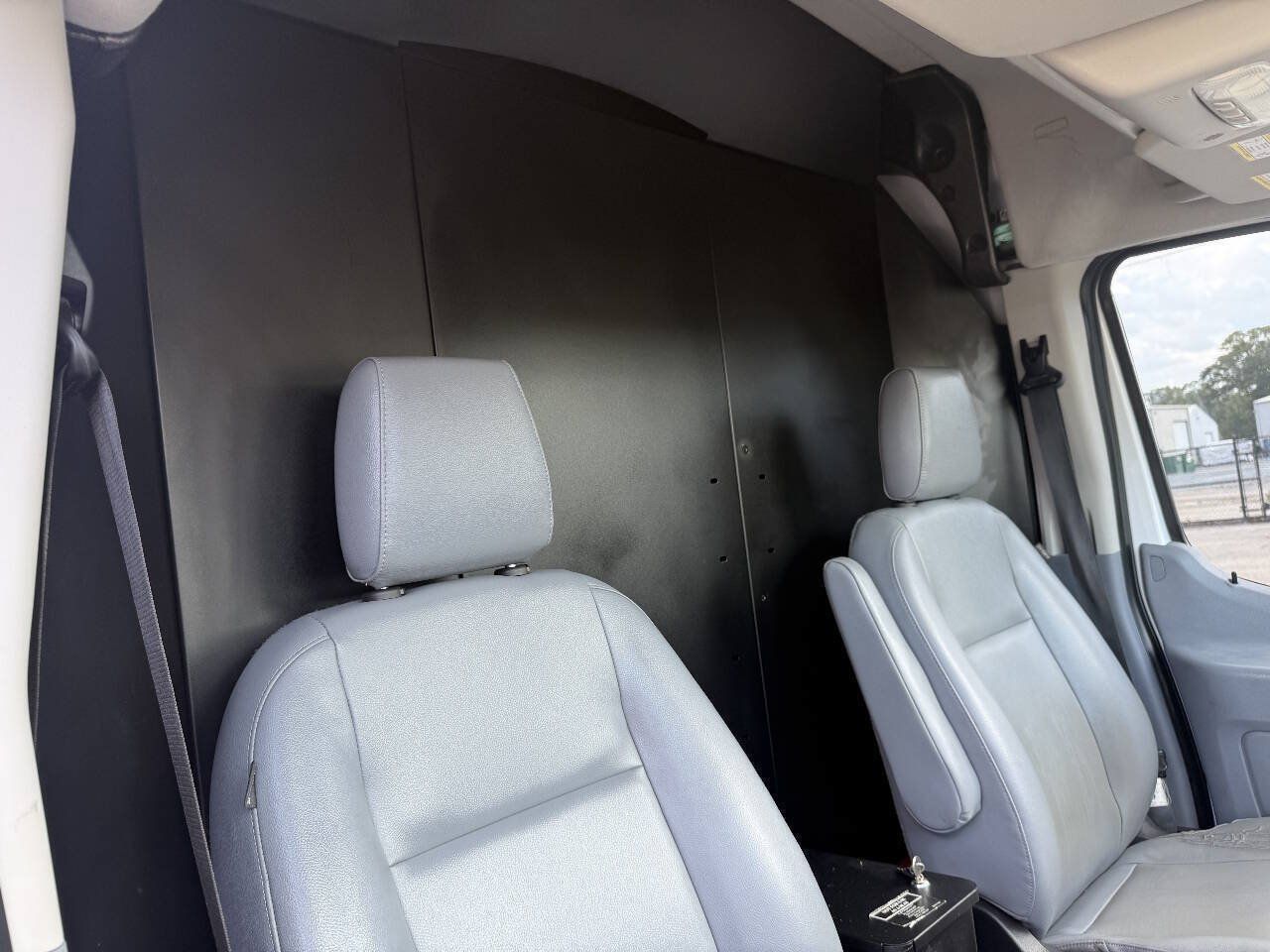 Used 2018 Ford Transit 350 148 Medium Roof RWD image 30