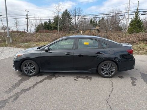 Used 2020 Kia Forte GT-Line w/ GT-Line Premium Package image 10