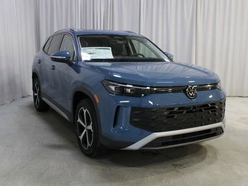 New 2026 Volkswagen Tiguan SE image 38