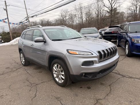Used 2014 Jeep Cherokee Limited image 11