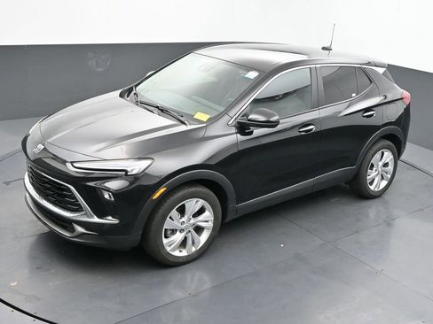 Used 2025 Buick Encore GX Preferred image 40