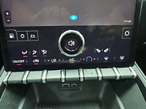 Used 2025 GMC Terrain Elevation AWD/4WD image 8