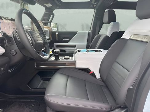 Used 2025 GMC Hummer EV 2X AWD/4WD image 7