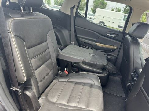 Used 2018 GMC Acadia Denali w/ Technology Package AWD/4WD image 36