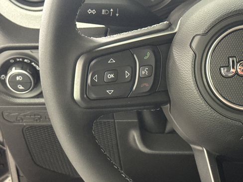 New 2026 Jeep Gladiator Sport image 17