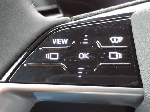 Used 2025 Audi Q5 Premium Plus AWD/4WD image 12