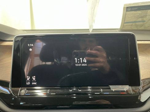 New 2026 Volkswagen Atlas SE image 16