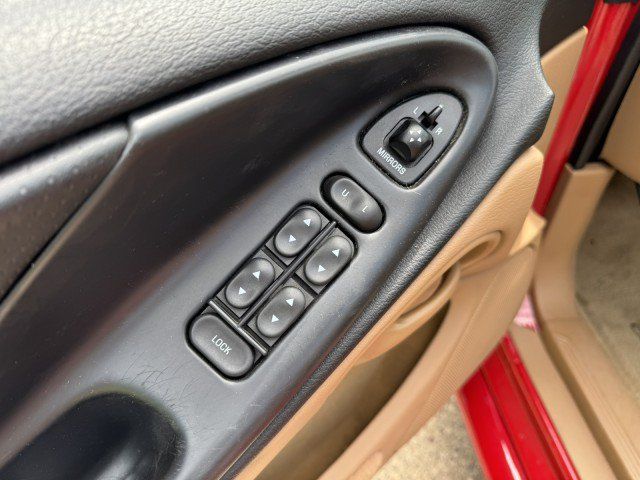 Used 1994 Ford Mustang GT RWD image 17