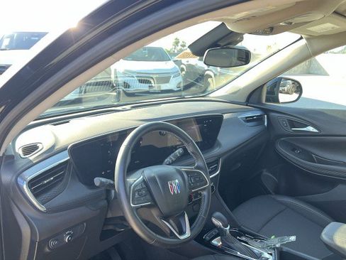 Used 2025 Buick Encore GX Preferred image 10