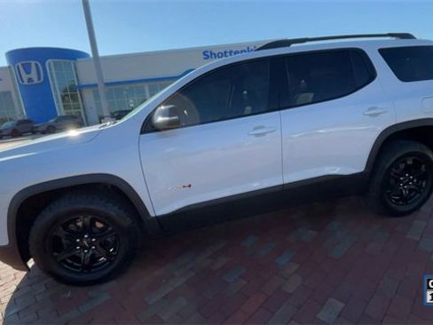 Used 2023 GMC Acadia AT4 w/ Technology Package image 6