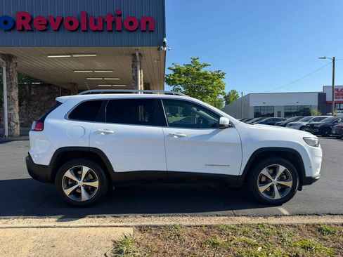 Used 2021 Jeep Cherokee Limited AWD/4WD image 9