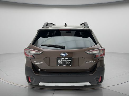 Used 2022 Subaru Outback Limited AWD/4WD image 4