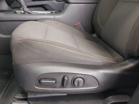 Used 2020 Chevrolet Traverse LS AWD/4WD image 12