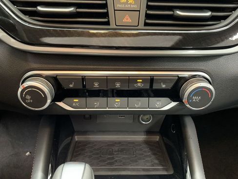 New 2025 Nissan Altima 2.5 SR w/ SR Premium Package image 20