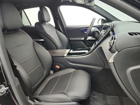 Certified 2026 Mercedes-Benz GLC 300 image 18