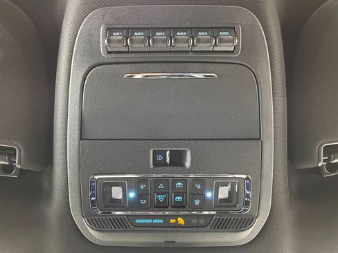 Used 2024 Ford F250 Platinum AWD/4WD image 34