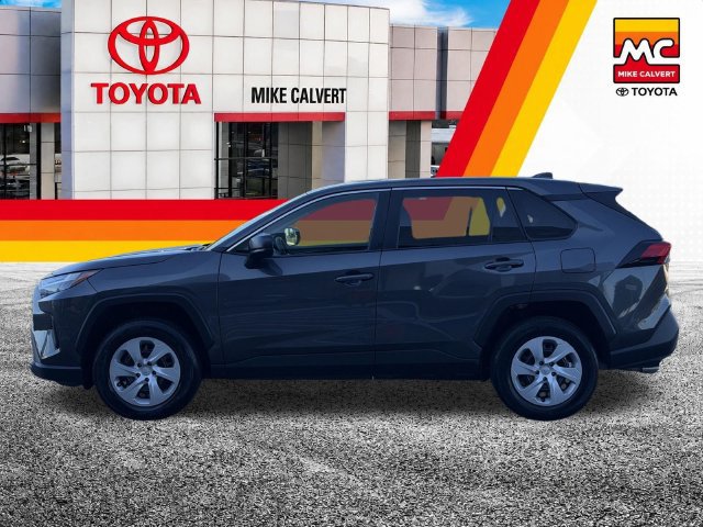 Certified 2025 Toyota RAV4 LE AWD/4WD image 5