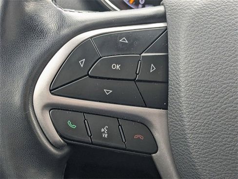 Used 2022 Jeep Grand Cherokee Laredo X image 24