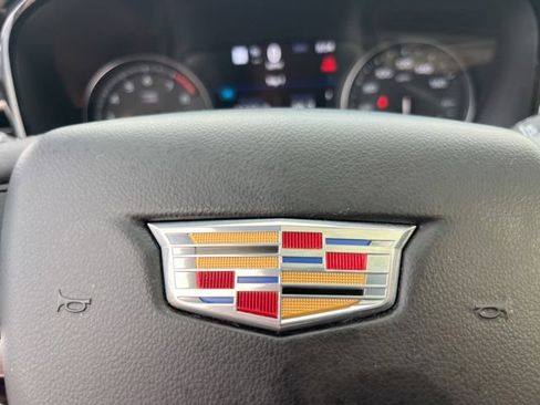 Used 2020 Cadillac XT6 Premium Luxury FWD image 48