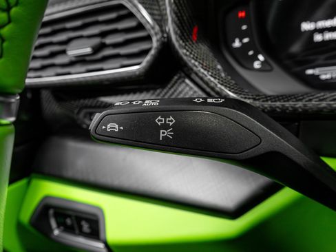 Used 2022 Lamborghini Urus image 69