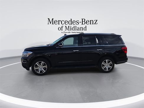 Used 2024 Ford Expedition Limited image 5