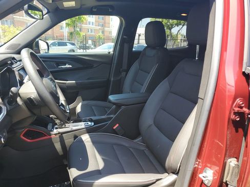 Used 2023 Chevrolet TrailBlazer RS w/ Sun and Liftgate Package FWD image 19