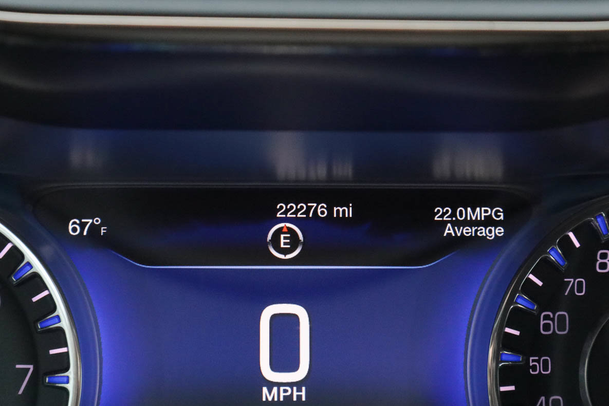 Used 2016 Chrysler 200 C w/ Premium Group FWD image 27