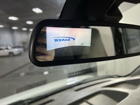 Used 2025 Chevrolet Express 3500 LT w/ LT Preferred Equipment Group image 14