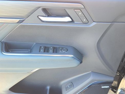 New 2026 GMC Acadia AT4 w/ Luxury Package image 27