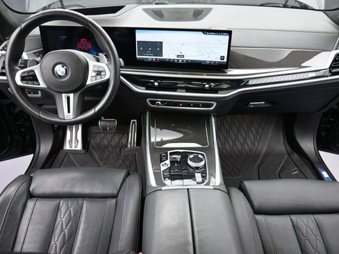 Used 2025 BMW X7 M60i AWD/4WD image 13
