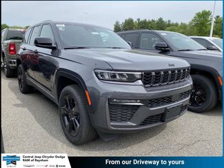 New 2026 Jeep Grand Cherokee Limited w/ Limited Altitude Package AWD/4WD video 1