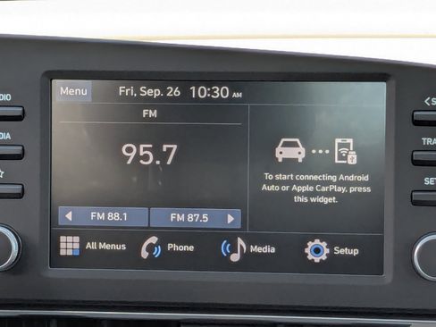 New 2025 Hyundai Elantra Sport image 18