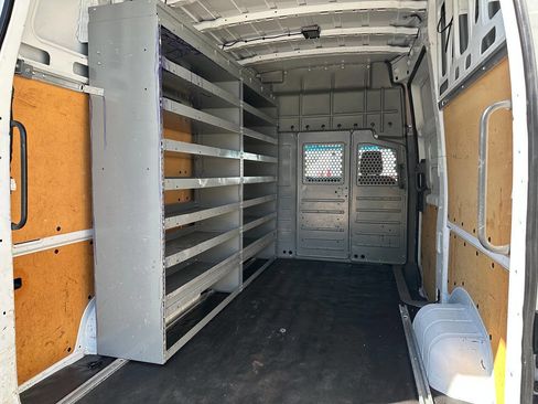 Used 2021 Nissan NV 3500 SV image 13