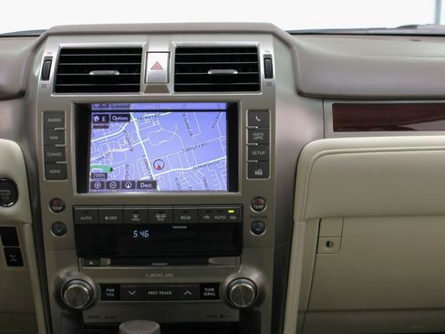 Used 2014 Lexus GX 460 w/ Premium Package AWD/4WD image 57