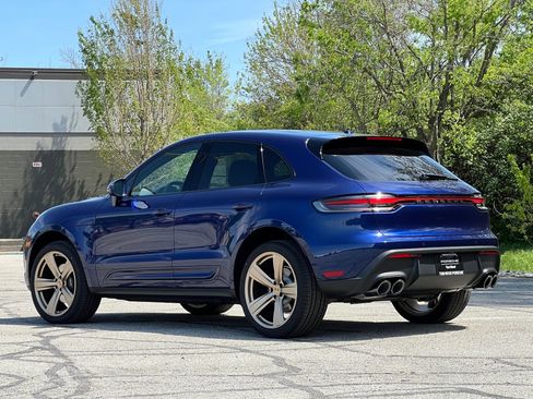 New 2026 Porsche Macan AWD/4WD image 3