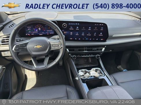 Certified 2025 Chevrolet Traverse LT AWD/4WD image 20