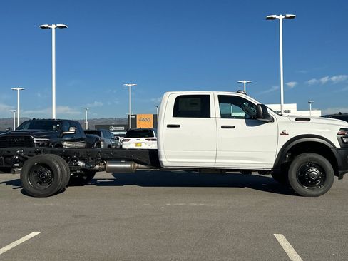 New 2026 RAM 4500 Tradesman AWD/4WD image 3