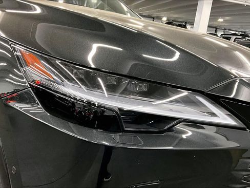 Used 2025 Lexus RX 450h Luxury w/ Convenience Package image 27