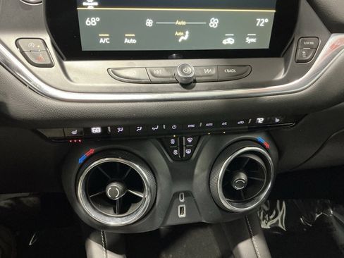 Used 2024 Chevrolet Blazer LT image 5