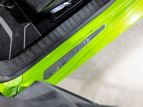 Used 2024 Lamborghini Huracan Tecnica image 42