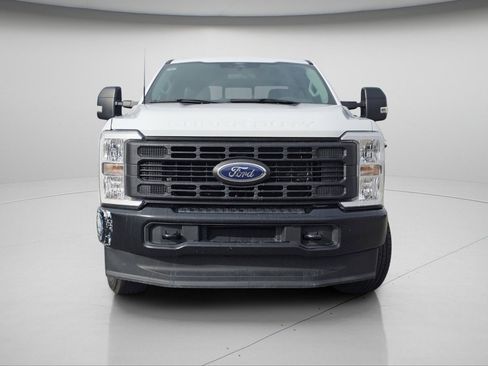 Used 2024 Ford F350 XL image 3