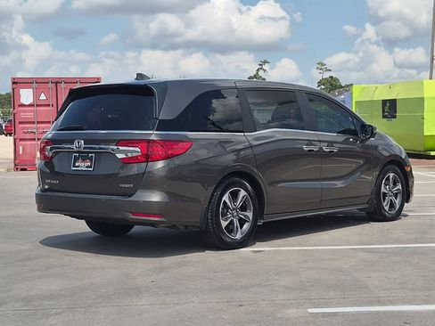 Used 2018 Honda Odyssey Touring image 6