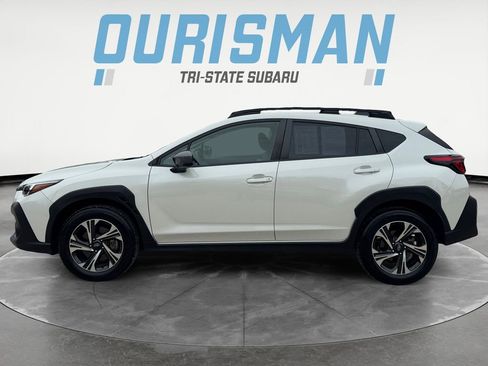 Certified 2024 Subaru Crosstrek 2.0i Premium w/ Crosstrek Mirror Package AWD/4WD image 3