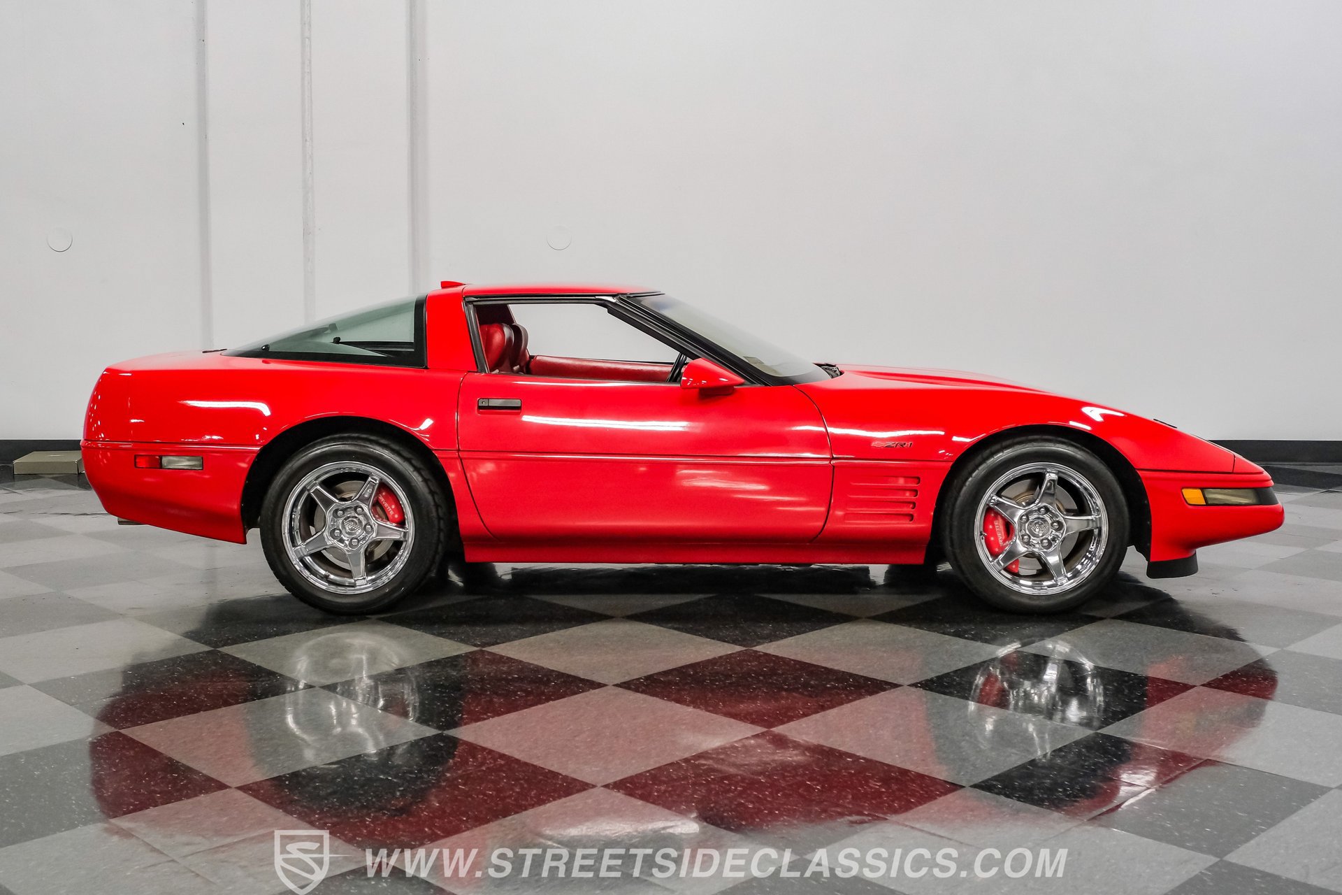 Used 1991 Chevrolet Corvette ZR-1 RWD image 16