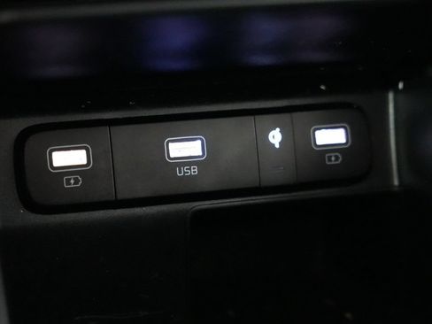 Used 2021 Kia Sorento EX FWD image 28