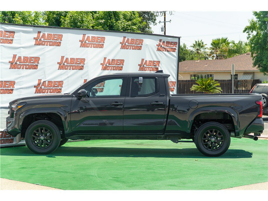 Used 2025 Toyota Tacoma SR5 RWD image 16