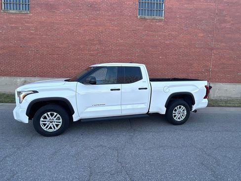 Used 2022 Toyota Tundra SR5 image 2