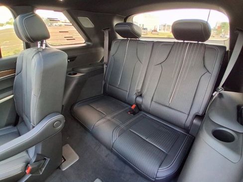 New 2026 Cadillac Vistiq Sport image 26